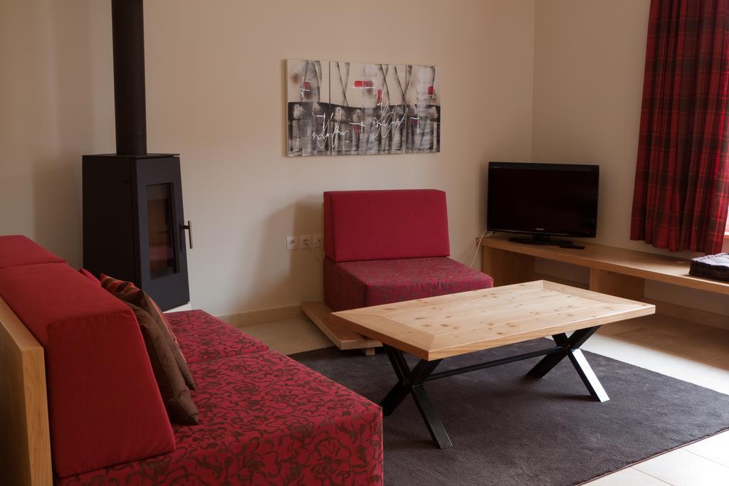 Appart'Hotels La Maison Du Tigre Stutzheim Cameră foto